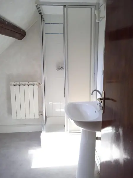 Maison chaleureuse à Cézy avec jardin clôturé - Photo 14
