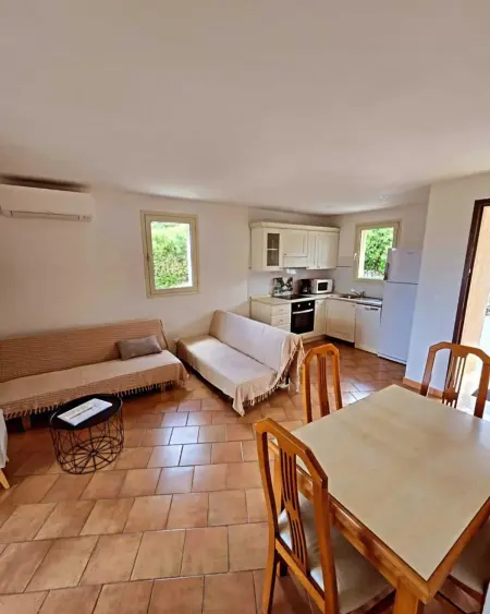 Maison charmante à Propriano avec vue sur la montagne - Photo 2