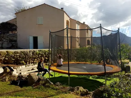 Maison charmante à Propriano avec vue sur la montagne - Photo 10