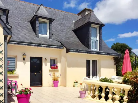Maison confortable à Trégomeur avec jardin privé - Photo 3