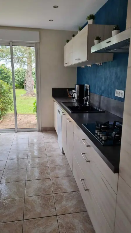 Maison confortable à Trégomeur avec jardin privé - Photo 6