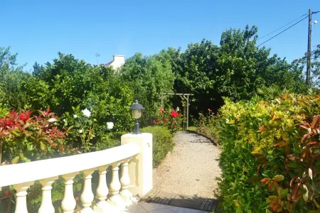 Maison confortable à Trégomeur avec jardin privé - Photo 26