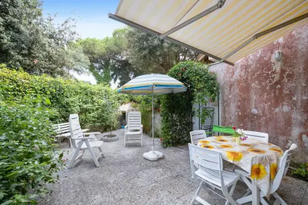 Maison accueillante près du lac à Sabaudia avec balcon - Photo 1