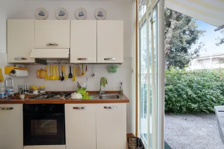 Maison accueillante près du lac à Sabaudia avec balcon - Photo 14
