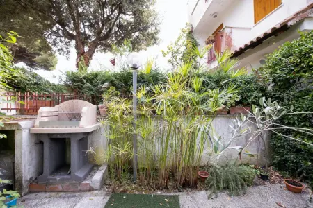 Maison accueillante près du lac à Sabaudia avec balcon - Photo 17