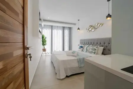 Appartement élégant à Trou-aux-Biches, 65 m², vue sur la mer - Photo 7