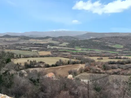 Maison charmante à Vachères avec vue sur la montagne - Photo 14