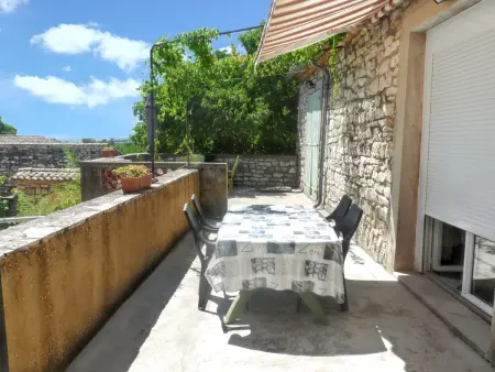 Maison accueillante à Orgnac-l'Aven avec piscine partagée - Photo 10