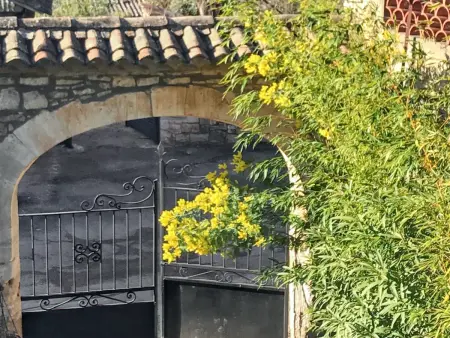 Maison accueillante à Orgnac-l'Aven avec piscine partagée - Photo 24