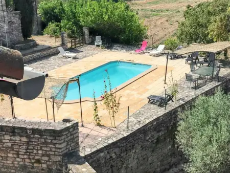 Maison accueillante à Orgnac-l'Aven avec piscine partagée - Photo 27