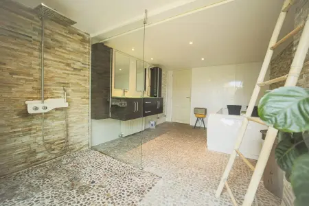 Villa raffinée avec piscine à Aubagne - Jacuzzi inclus - Photo 26