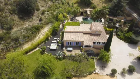 Villa raffinée avec piscine à Aubagne - Jacuzzi inclus - Photo 34