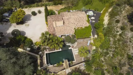 Villa raffinée avec piscine à Aubagne - Jacuzzi inclus - Photo 35