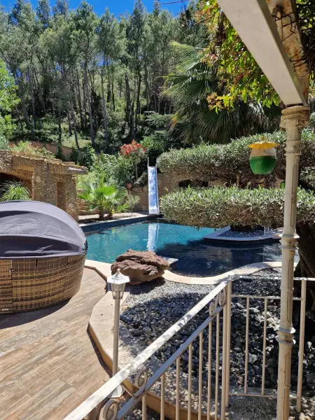 Villa raffinée avec piscine à Aubagne - Jacuzzi inclus - Photo 55