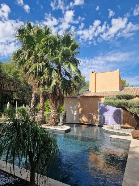 Villa raffinée avec piscine à Aubagne - Jacuzzi inclus - Photo 57