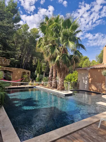 Villa raffinée avec piscine à Aubagne - Jacuzzi inclus - Photo 58