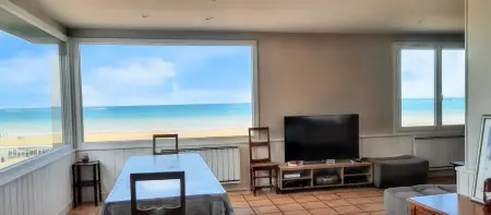 Maison spacieuse avec vue sur la mer à Arromanches-les-Bains - Photo 1