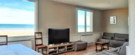 Maison spacieuse avec vue sur la mer à Arromanches-les-Bains - Photo 2