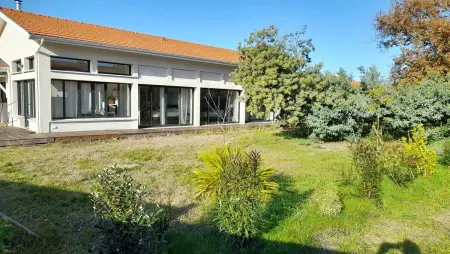 Maison spacieuse à Soulac-sur-Mer avec jardin, Maison 7 personnes à Soulac sur Mer - Photo 16