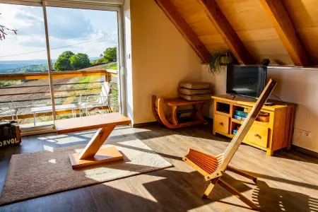 Appartement charmant à Saint-Côme-d'Olt - 80 m² avec balcon - Photo 2