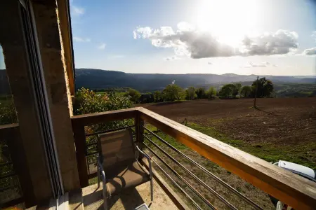 Appartement charmant à Saint-Côme-d'Olt - 80 m² avec balcon - Photo 16