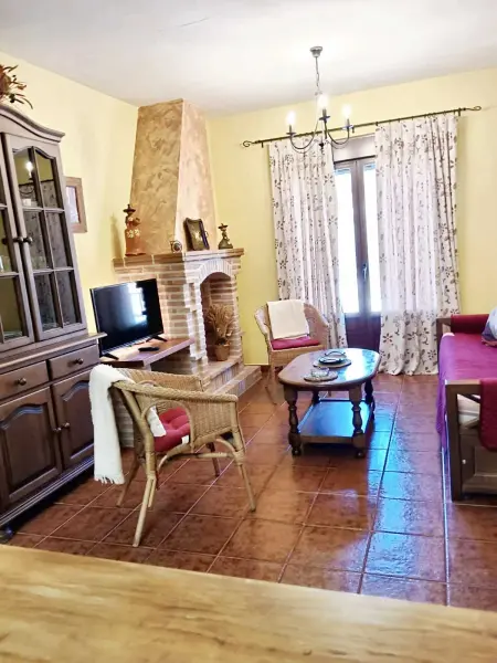 Maison spacieuse à Cenicientos avec vue sur la montagne - Photo 8