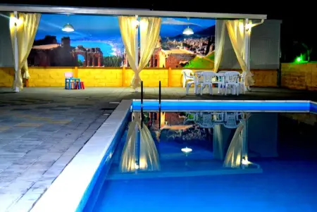 Villa raffinée à Enna avec piscine privée, Maison 14 personnes à Enna - Photo 2