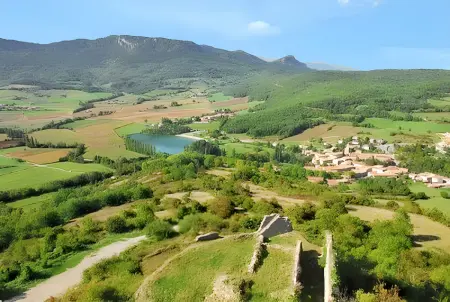 Maison de campagne avec vue sur la montagne à Puivert. - Photo 16