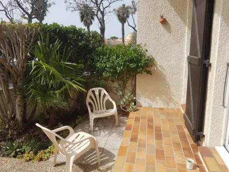 Maison charmante à Sainte-Marie avec grand jardin - Photo 23