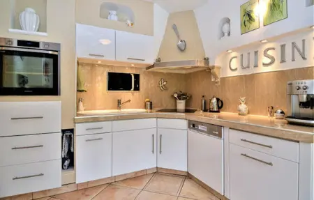 Maison chaleureuse à Orange avec piscine privée - Photo 13
