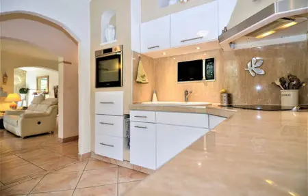 Maison chaleureuse à Orange avec piscine privée - Photo 14