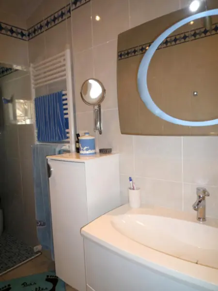 Maison chaleureuse à Orange avec piscine privée - Photo 15