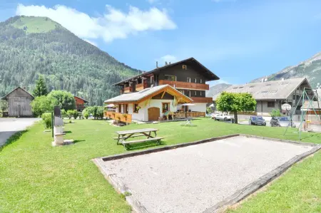 Appartement confortable à La Chapelle-d'Abondance 75 m² avec jardin - Photo 1