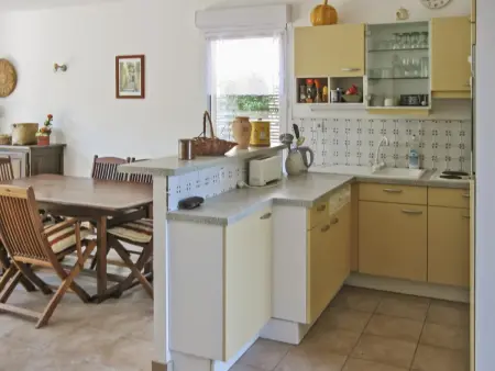 Maison charmante à Ambon + Jardin, Maison 6 personnes à Ambon - Photo 5
