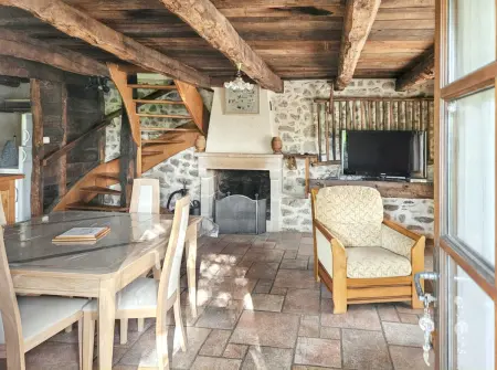 Maison conviviale à Peyrusse le Roc, avec jardin sans vis-à-vis - Photo 3