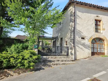 Maison conviviale à Peyrusse le Roc, avec jardin sans vis-à-vis - Photo 4