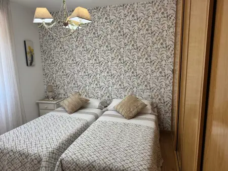 Maison charmante à Teo avec balcon et parking inclus - Photo 10
