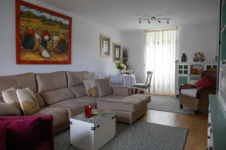 Maison charmante à Teo avec balcon et parking inclus - Photo 26