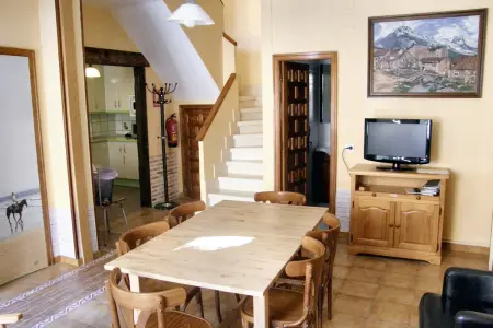 Maison chaleureuse à Baños de Valdearados, Ferme proche de la ville - Photo 9
