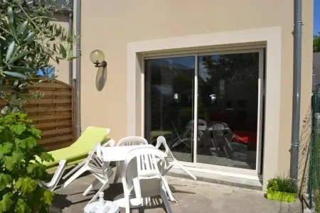 Maison charmante à Saint-Jouan-des-Guérets avec jardin clôturé - Photo 1