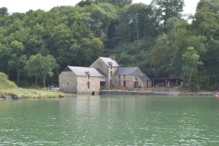 Maison charmante à Saint-Jouan-des-Guérets avec jardin clôturé - Photo 18