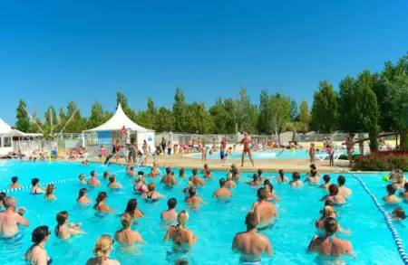 Bungalow charmant près de Vias avec piscine partagée - Photo 1
