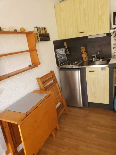 Studio douillet à Puy-Saint-Vincent, 16 m², vue sur la montagne. - Photo 5