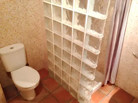 Appartement chic à Tolva, vue montagne, 75 m², cheminée. - Photo 17