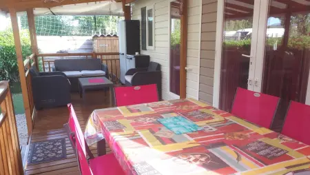 Bungalow Confortable à Fréjus avec Piscine Partagée - Photo 7