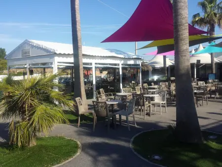 Bungalow Confortable à Fréjus avec Piscine Partagée - Photo 22