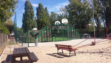 Bungalow Confortable à Fréjus avec Piscine Partagée - Photo 31