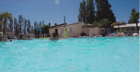 Bungalow Confortable à Fréjus avec Piscine Partagée - Photo 36