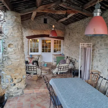 Villa charmante à Lussan avec piscine privée et jardin clos - Photo 3