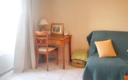 Maison de charme à Primelin avec jardin et parking privé - Photo 2